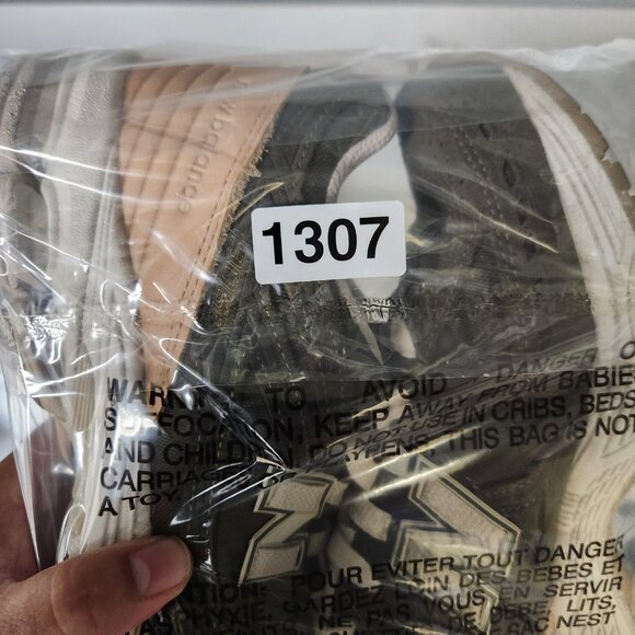 New Balance 1906F Dark Moss Frapp Mens size 11 Athletic Running Shoes - Picture 9 of 9